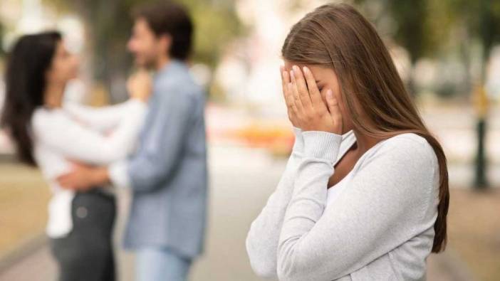 Rüyada eski sevgilinin yeni sevgilisini görmek ne anlama gelir