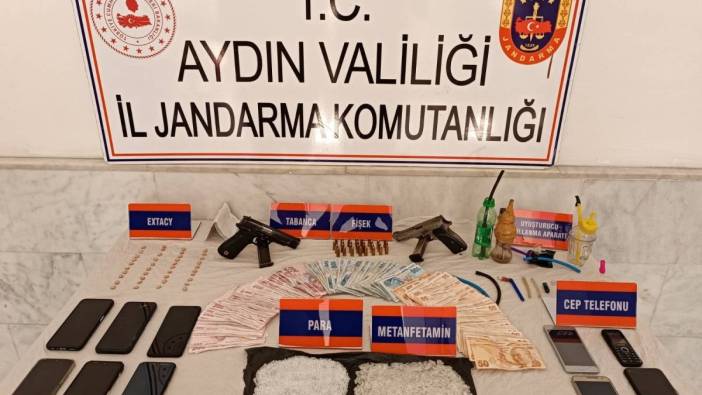 Jandarmadan eş zamanlı uyuşturucu baskını: 8 gözaltı