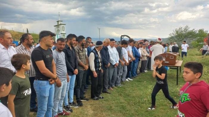 Kastamonu'da motosiklet kazasında can veren gence acı veda