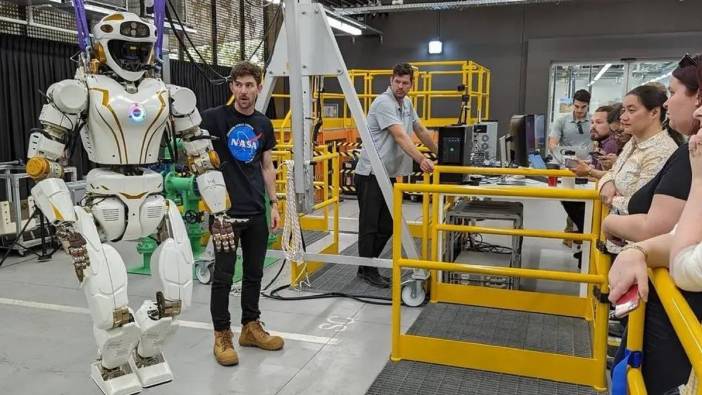 NASA'dan bir ilk! İnsansı astronot robotunun testlerine başladı