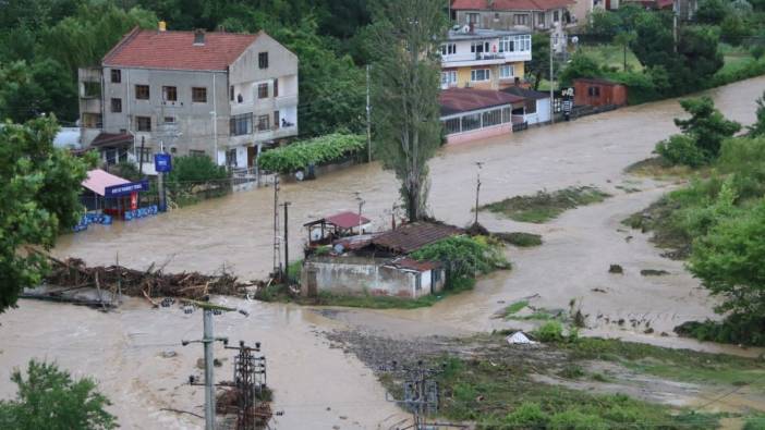 Düzce'de sel sonrası tatil kararı