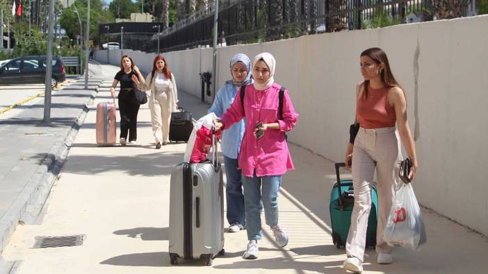 Antalya'da gençlere 5 yıldızlı otel konforunda ücretsiz tatil başladı