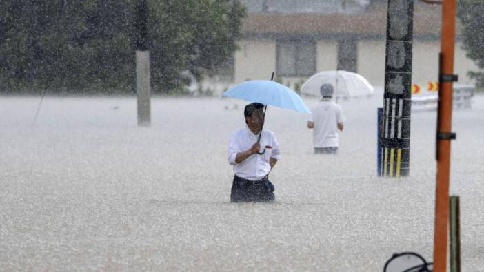 Japonya'da şiddetli yağışlar! Ölenlerin sayısı 5'e yükseldi