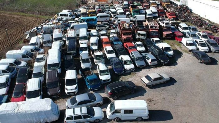 Yediemin otoparkındaki araçlar inek küpesiyle numaralandırıldı