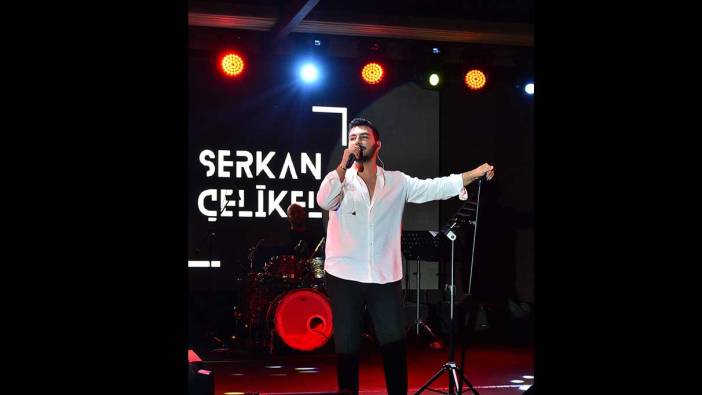 Genç şarkıcı Çelikel, Bodrumlulara unutulmaz bir gece yaşattı