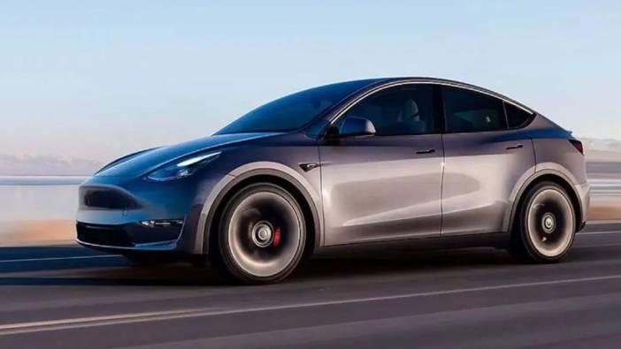 Tesla model Y'ye yine zam geldi