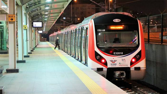 Marmaray'da korkutan anlar: İntihar girişimi