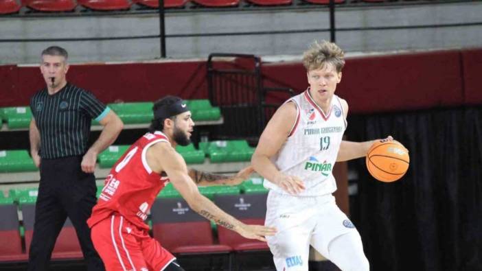 Pınar Karşıyakalı Kuzminskas AEK'da