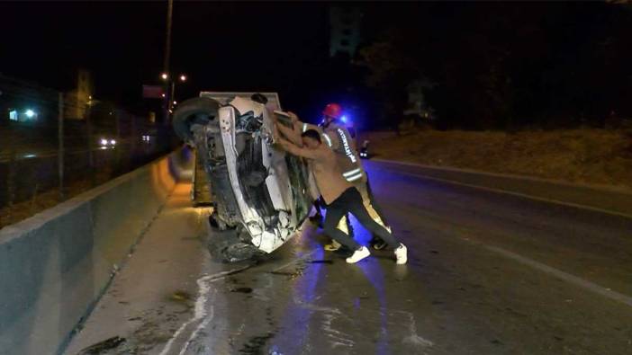 Kartal'da feci kaza: Otomobil bariyerlere çarparak takla attı