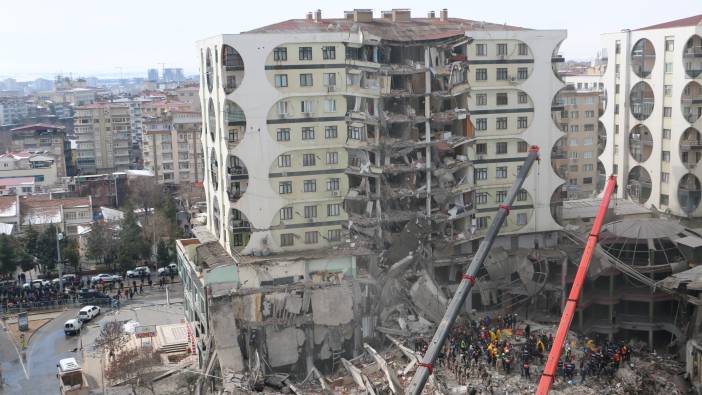 Onlarca kişiye mezar olan Galeria İş Merkezi’nin bilirkişi raporu hazır!