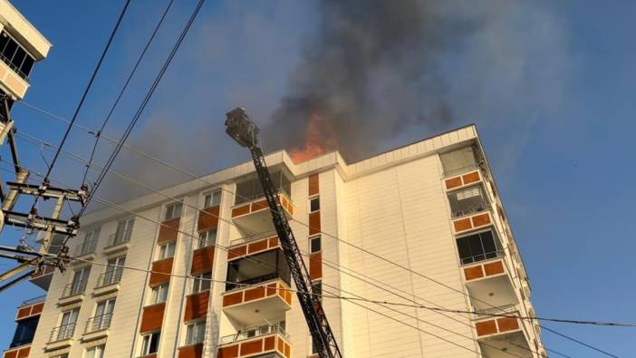 Samsun'da apartman yangını: Çocuk son anda kurtarıldı