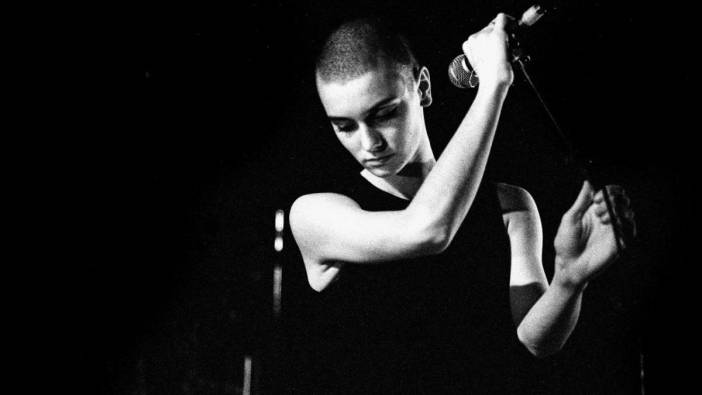 İrlandalı ünlü şarkıcı Sinead O'Connor 56 yaşında hayatını kaybetti