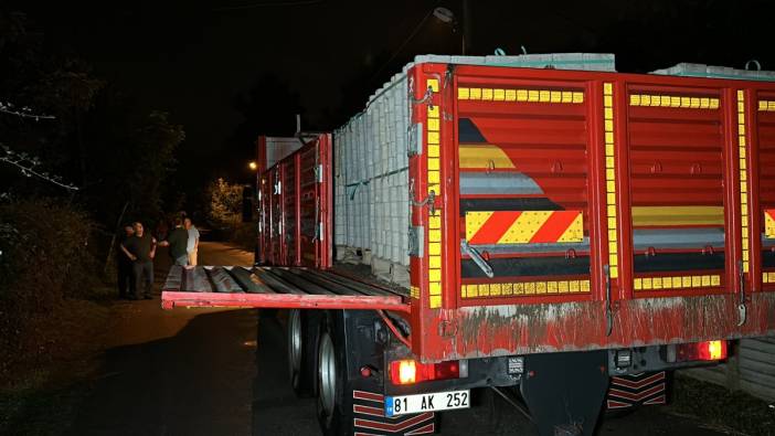 Tedbirsizliğin acı sonu! Kamyonun açık kalan dorsesi yaşlı adamın canını aldı!