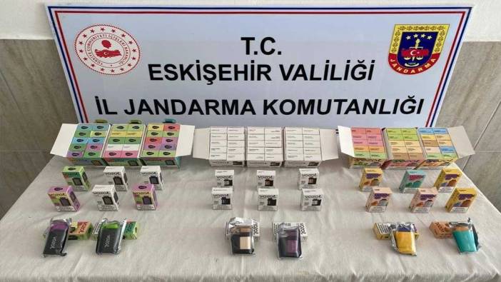 Kaçak elektronik sigara satışı yapmaya hazırlanan şahıs yakayı ele verdi