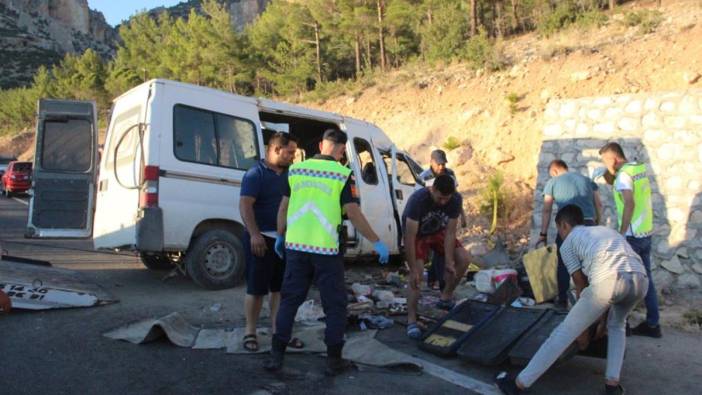 Mersin'de işçi servisinin freni patladı: Ölü ve yaralılar var