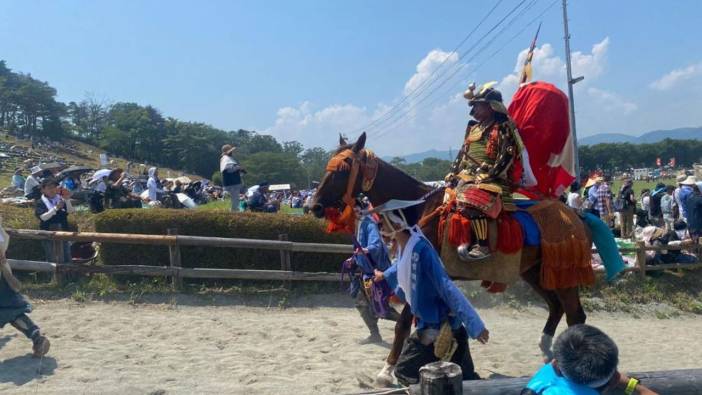 Japonya'daki samuray etkinliğinde 111 atı güneş çarptı