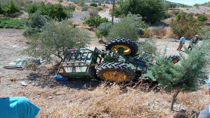 Adıyaman'da traktör şarampole devrildi: 1’i ağır 8 yaralı