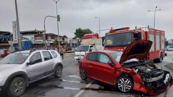 Sakarya D-100’de zincirleme kaza: 4 yaralı