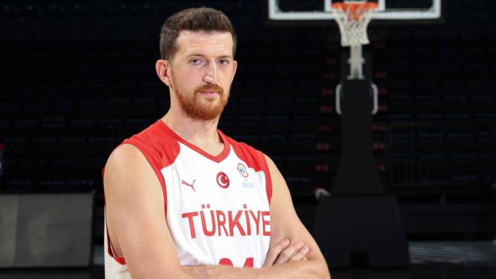 Anadolu Efes milli uzunu transfer etti