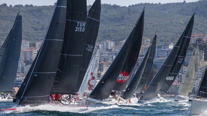 Tirilye’deki zorlu yelken mücadelesi nefes kesti