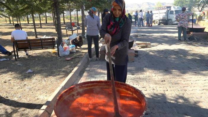 Kayseri'de Salça Kaynatma Günleri'ne yoğun ilgi