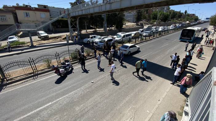 Diyarbakır’da bir çocuğun yaralandığı kazada vatandaş yolu kapattı