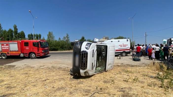 Van'da trafik kazası: 14 yaralı