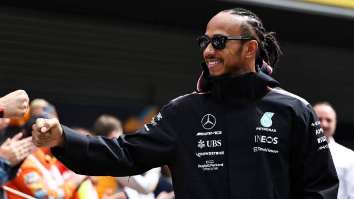 Lewis Hamilton ve George Russell, 2 yıl daha Mercedes’te