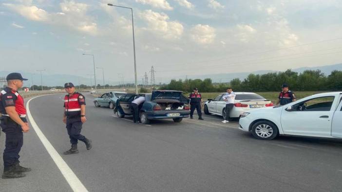 Sakarya'da zincirleme kaza: 1’i bebek 2 yaralı