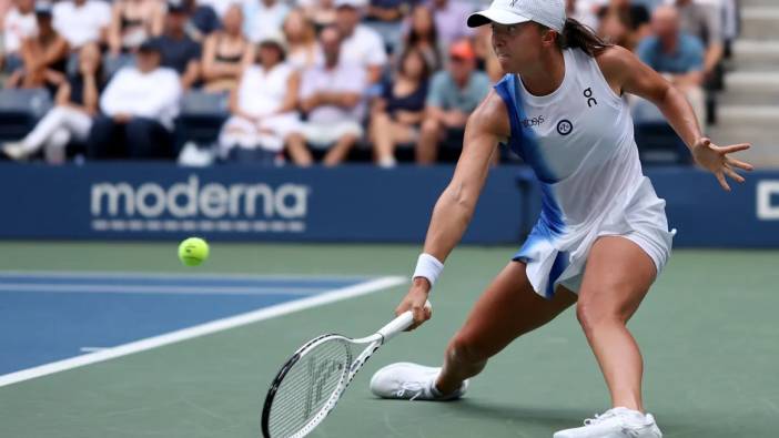 Iga Swiatek, ABD Açık'ta zorlanmadan 4. tura yükseldi