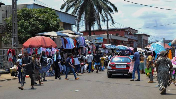 Gabon’da darbe sonrası sınırlar yeniden açıldı