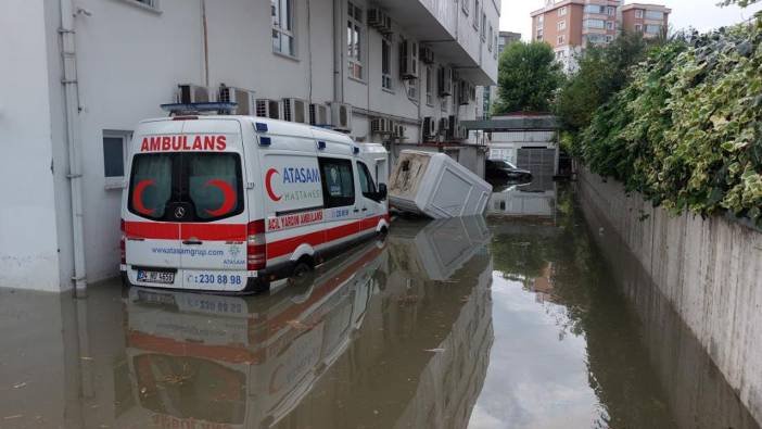 Hastanenin acil servisini sel suyu bastı