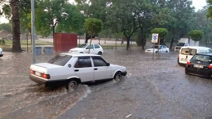 Meteorolojiden 11 il için kuvvetli sağanak uyarısı