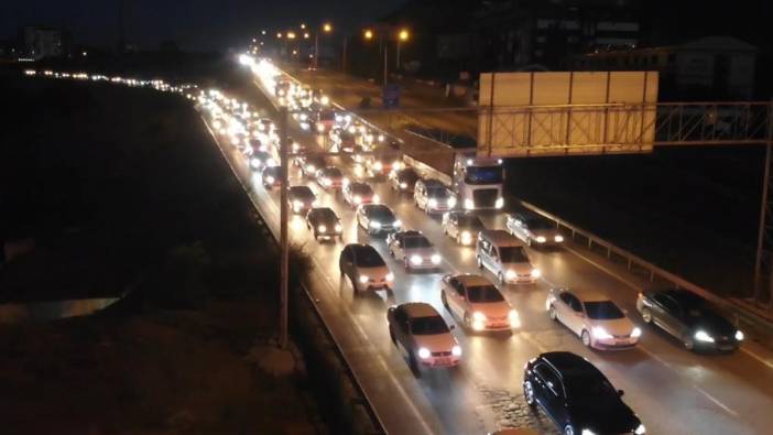 Okul trafiği başladı: Kilit kavşakta yoğunluk