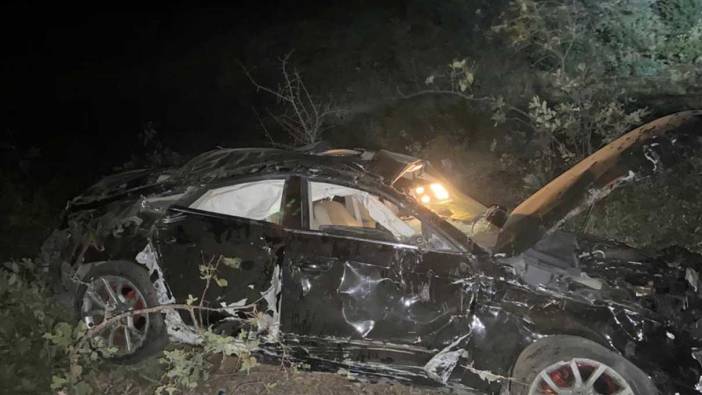 Diyarbakır’da otomobil şarampole devrildi: 2 yaralı