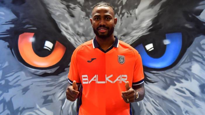 Başakşehir, Emmanuel Dennis transferini açıkladı