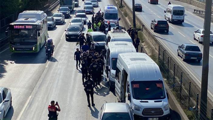 Göreve giden çevik kuvvet ekibi zincirleme kazaya karıştı: 5 polis yaralandı