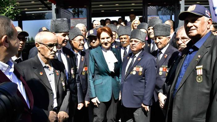 Akşener, gazilerle kahvaltıda bir araya geldi