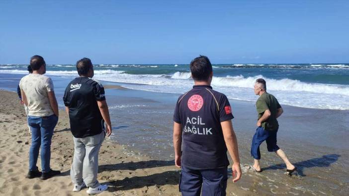 Denize giren 14 yaşındaki çocuk dalgalar arasında kayboldu