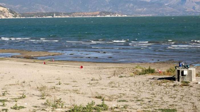 Eğirdir Gölü’nde el bombası paniği: Savcılık soruşturma başlattı