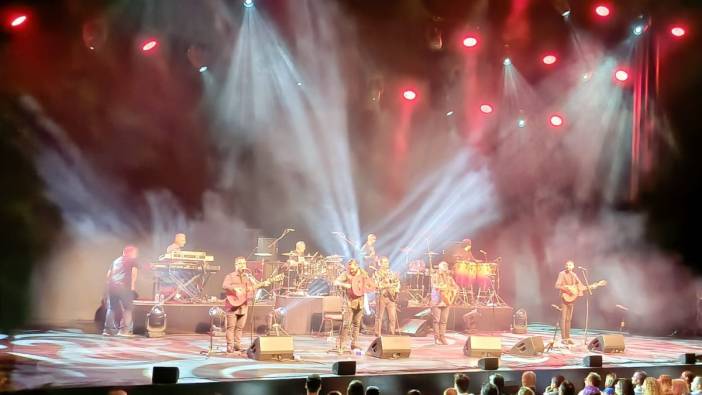 Gipsy Kings İstanbul'da hayranlarıyla buluştu