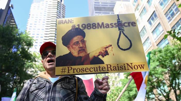 İbrahim Reisi'nin Birleşmiş Milletler ziyaretini İranlılar protesto etti