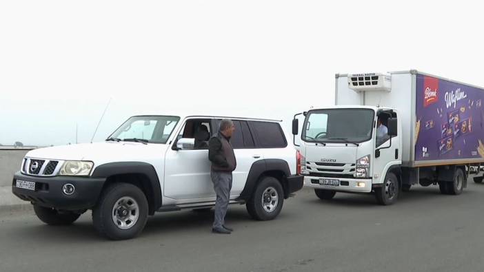 Azerbaycan'dan Karabağ Ermenilerine yardım