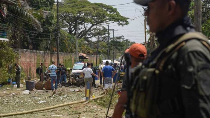 Kolombiya'da bomba yüklü araç saldırılarını eski FARC üyeleri üstlendi