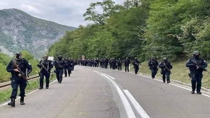 Kosova'da Sırplar polis noktasına saldırdı!