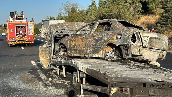 TEM'de feci kaza! Çekici TIR'a çarpıp yandı: 1 ölü