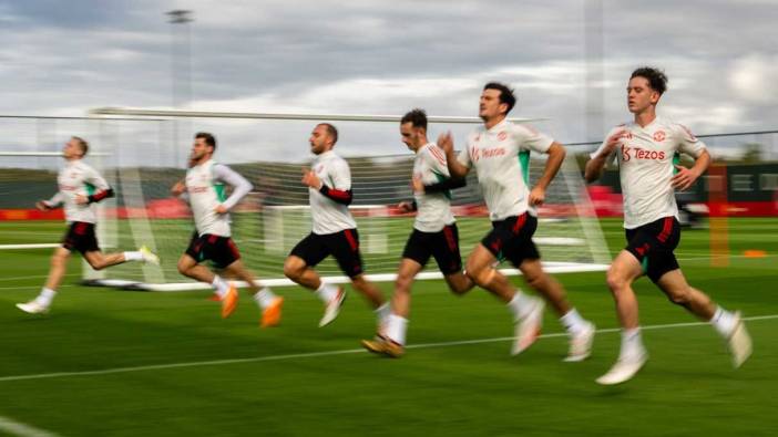 Manchester United'da Mason Mount ve Harry Maguire takımla çalışmalara başladı