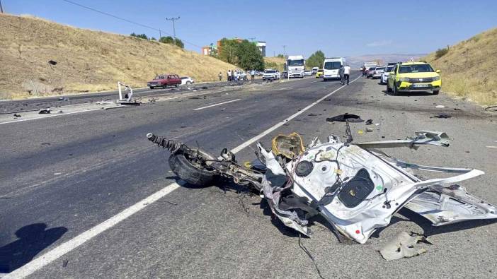 Bingöl'de feci kaza! 1 ölü, 2 yaralı