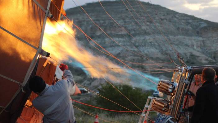 Kapadokya’da sıcak hava balonlarına yağmur engeli