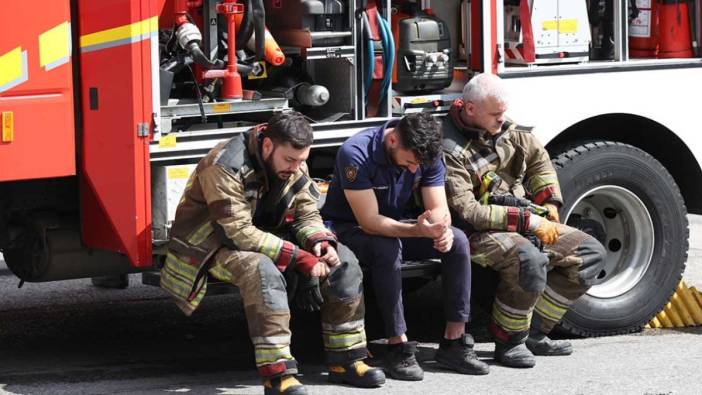 Ankara'da 7 katlı binada çıkan yangında 1 itfaiye eri şehit oldu